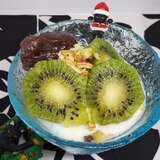 クリスマスにフルグラ入り常温ヨ-グルト